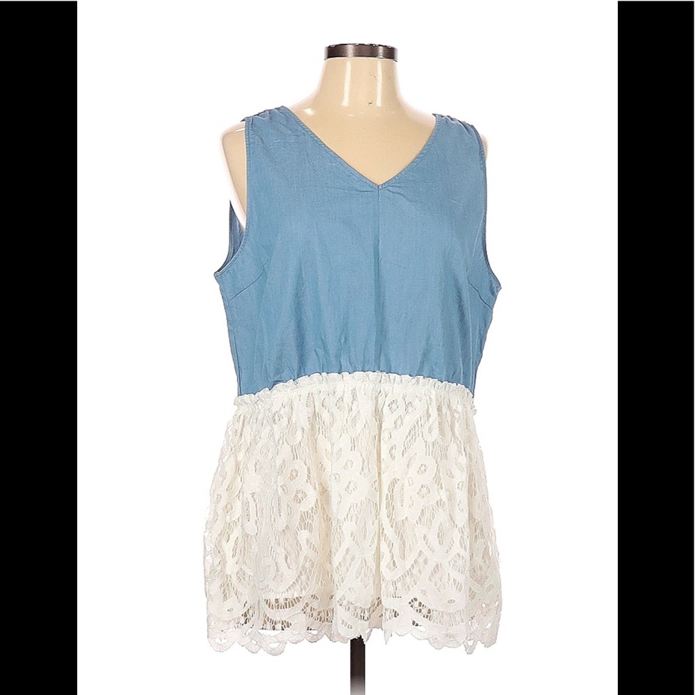 Top - sleeveless top XL beautiful style boho or western New! Pretty lace